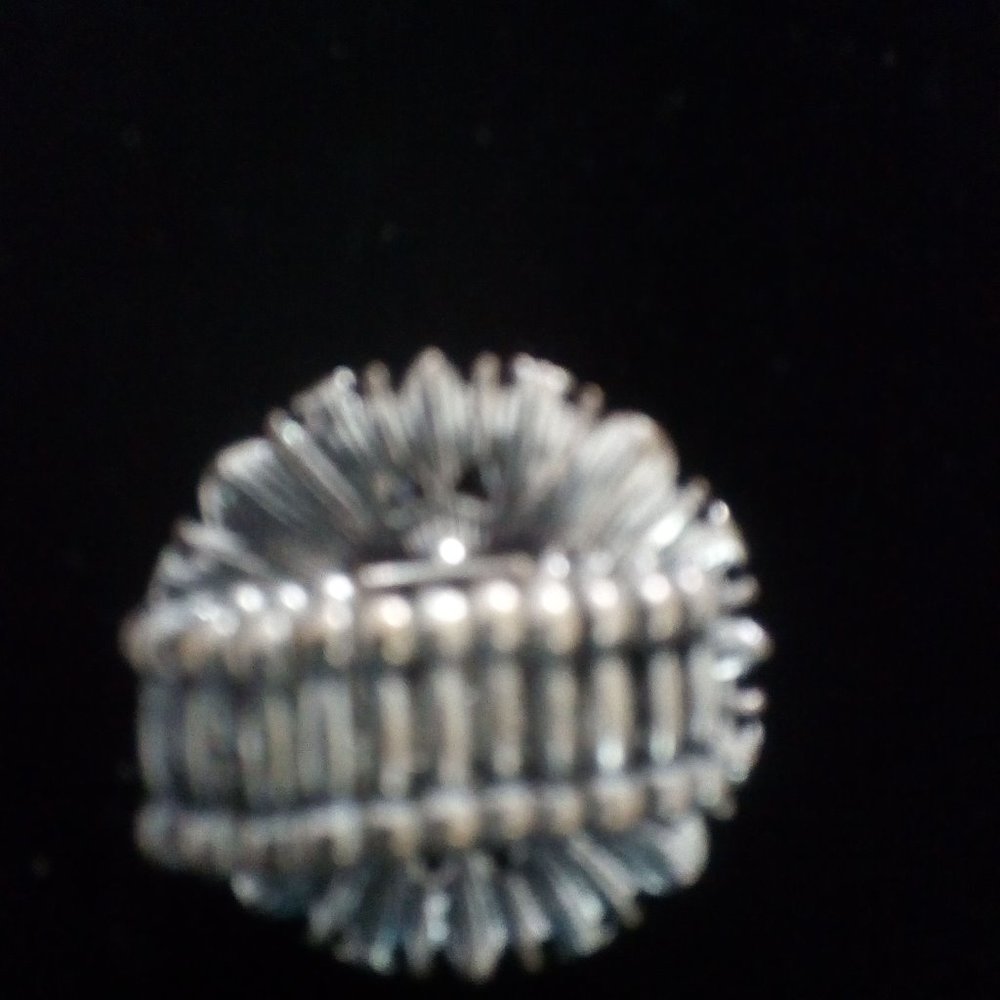 Ring - Picture 4 of 5
